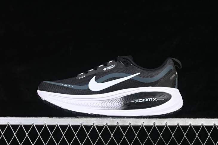Picture of Nike Vomero 18 _SKUfw22044491479377914fw